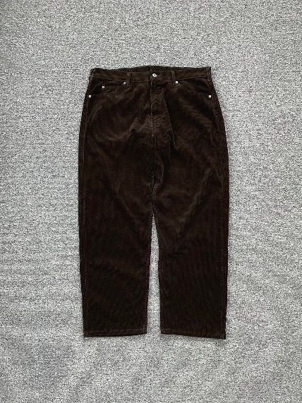 1990s LEVI&#039;S 565 Loose Fit Corduroy Pants 38x30 USA Made