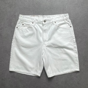 1990s Levi&#039;s 550 Orange Tab Denim Shorts White 36 USA Made