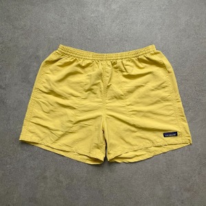 2000s Patagonia Baggies Nylon Shorts 5&quot; Yellow M